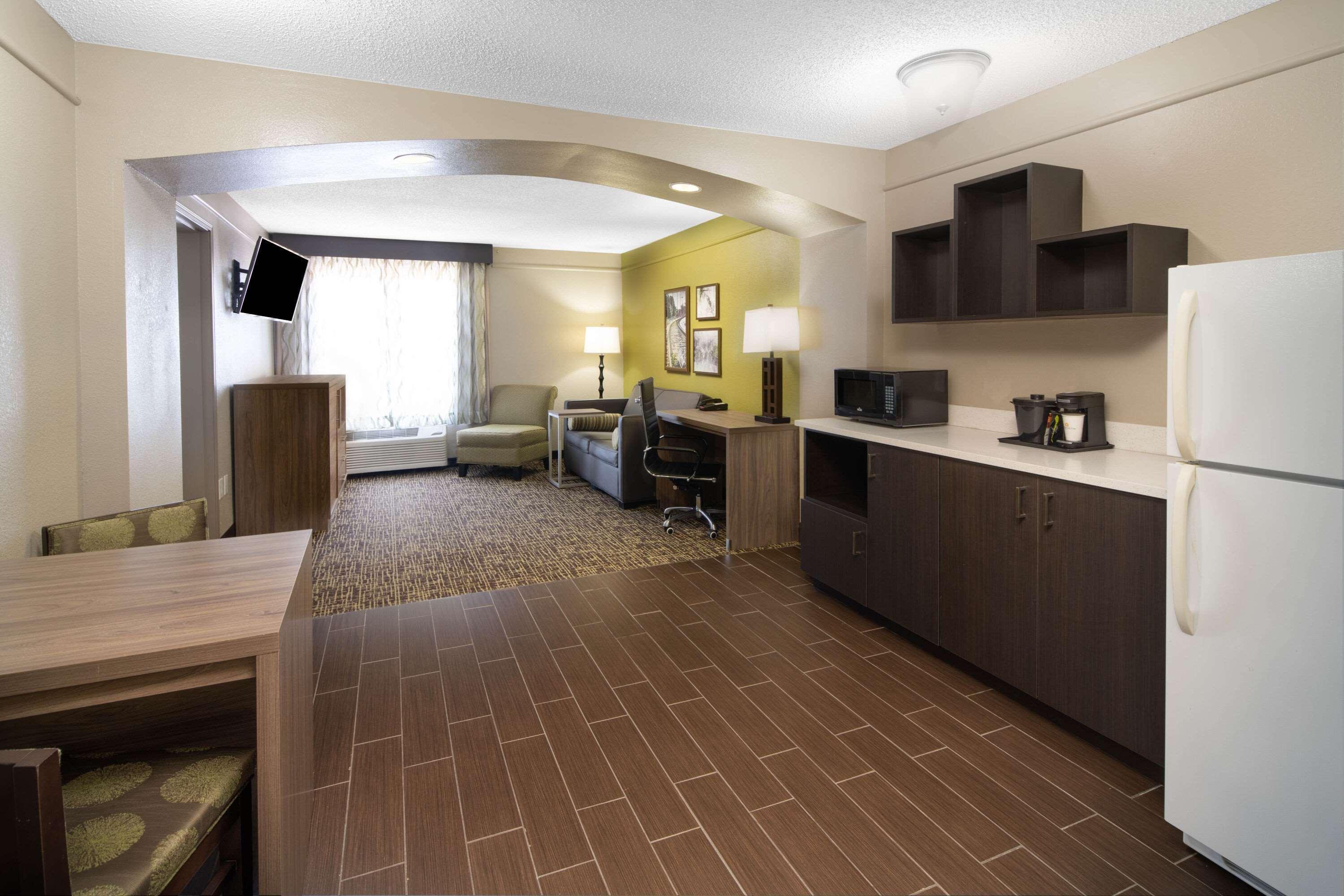 La Quinta By Wyndham Atlanta Stockbridge Hotel Exterior photo